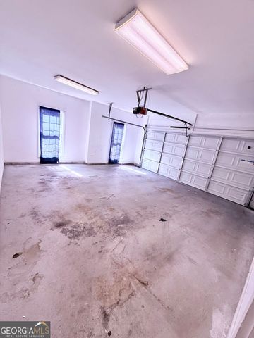 2887 Kingstream Drive, Snellville, GA 30039