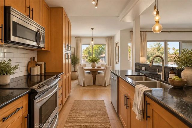 3707 E Livingston 306, Long Beach, CA 90803