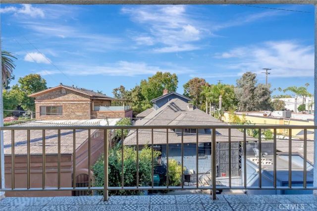 3707 E Livingston 306, Long Beach, CA 90803