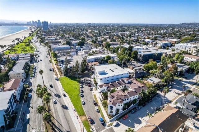 3707 E Livingston 306, Long Beach, CA 90803