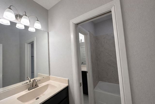 2406 Trocadero Lane, League City, TX 77573