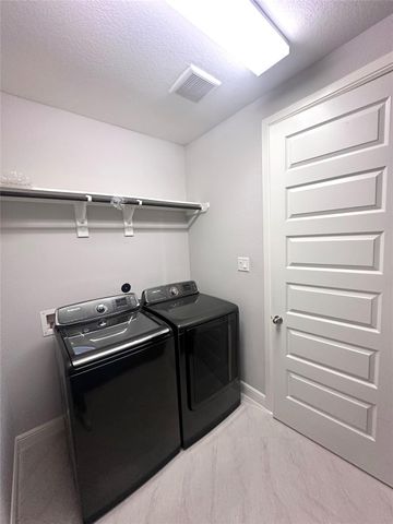 2406 Trocadero Lane, League City, TX 77573