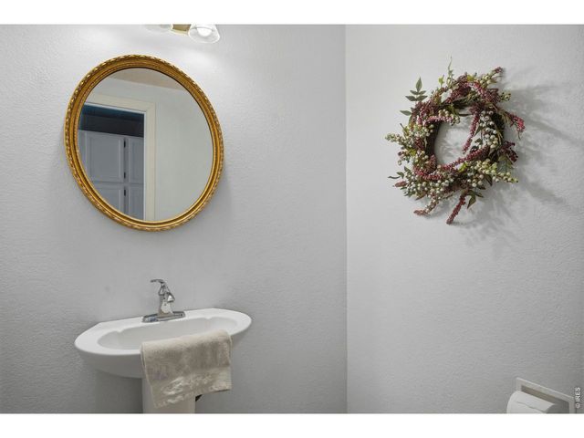 622 Boulder Cir, Fort Collins, CO 80524
