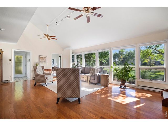 622 Boulder Cir, Fort Collins, CO 80524