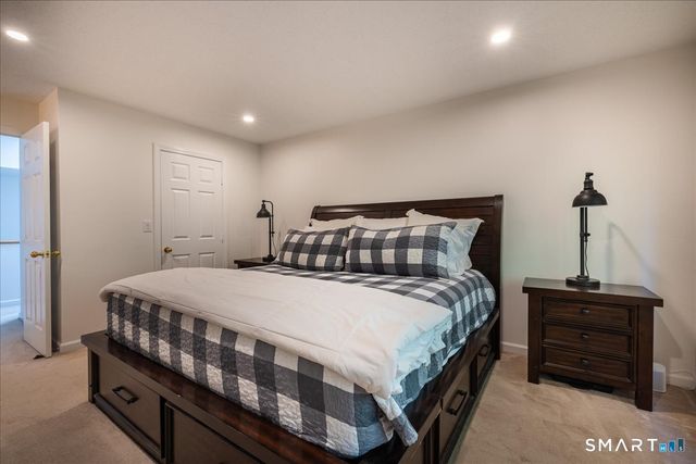 8 South Street B9, Danbury, CT 06810