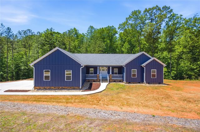 912 Watercrest Road, West Union, SC 29696