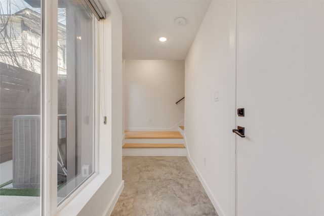 1505 N Garrett Avenue 204, Dallas, TX 75206