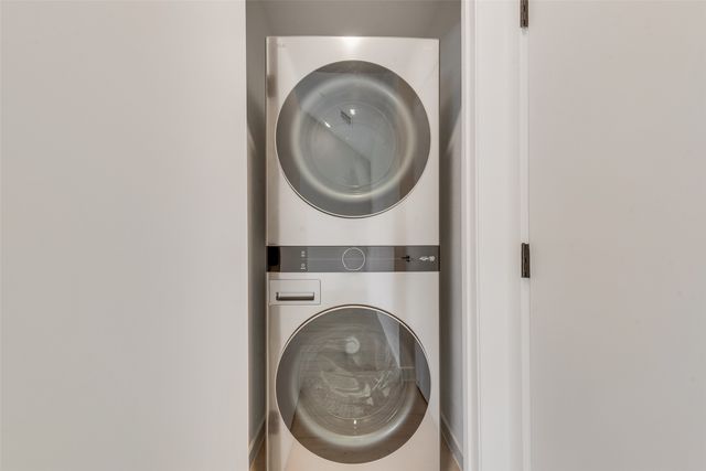 1505 N Garrett Avenue 204, Dallas, TX 75206