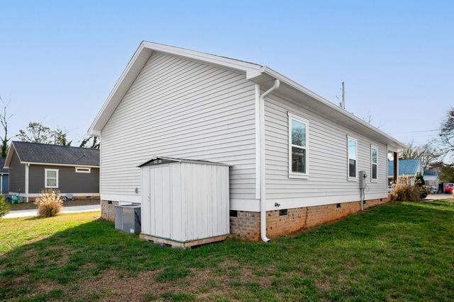 1112 Phillips Street SW, Cleveland, TN 37311