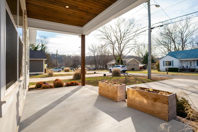 1112 Phillips Street SW, Cleveland, TN 37311