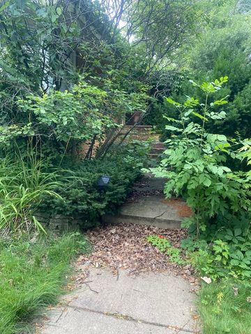9010 Keeler Avenue, Skokie, IL 60076