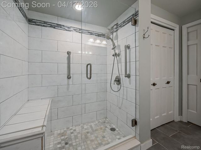 43000 12 Oaks Crescent Drive 5022, Novi, MI 48377
