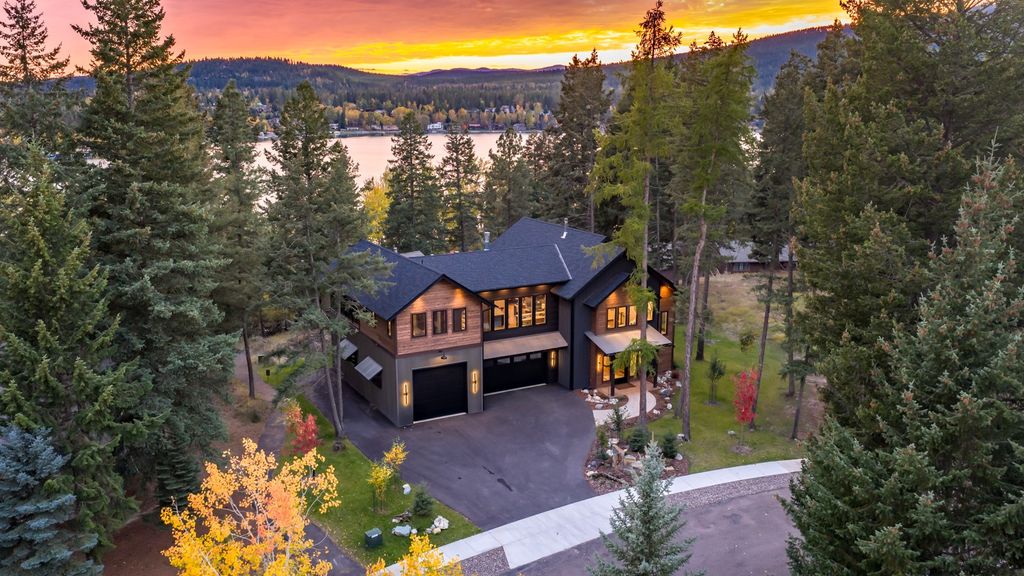 17 Marina Crest Lane, Whitefish, MT 59937