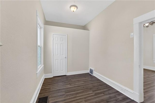 411 N Lawndale Avenue, Kansas City, MO 64123