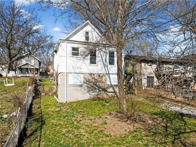 411 N Lawndale Avenue, Kansas City, MO 64123