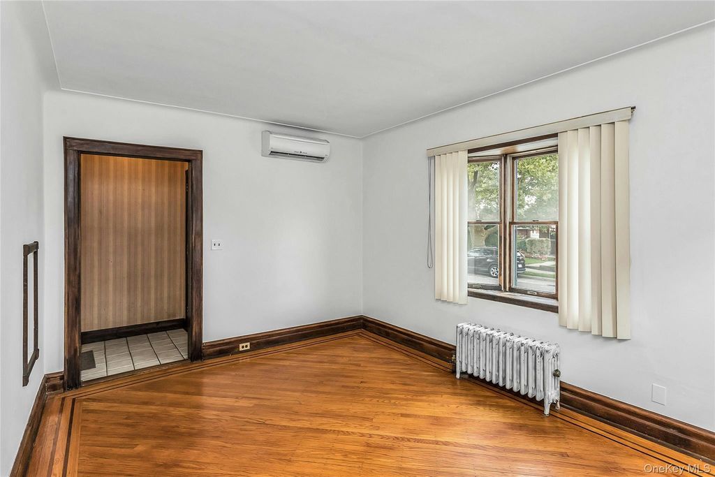 962 Gabriel Avenue, Franklin Square, NY 11010 — photo 4