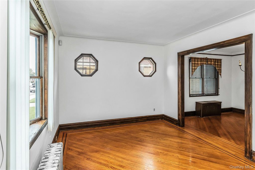 962 Gabriel Avenue, Franklin Square, NY 11010 — photo 5