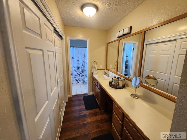 757 E 1200 N, Shelley, ID 83274