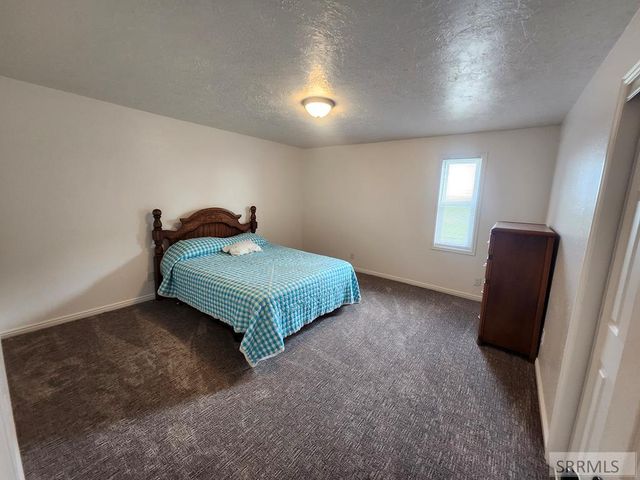 757 E 1200 N, Shelley, ID 83274