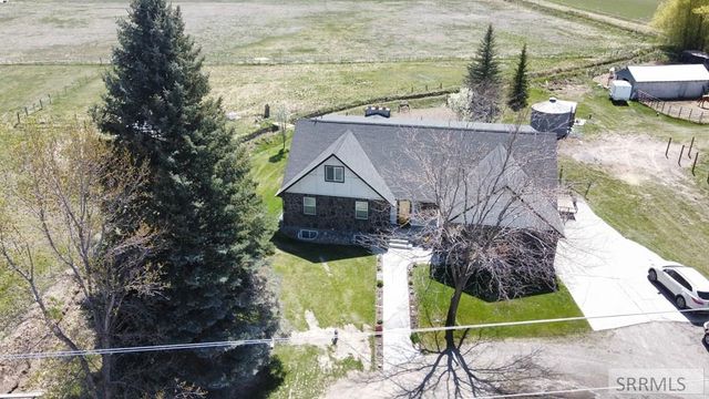 757 E 1200 N, Shelley, ID 83274