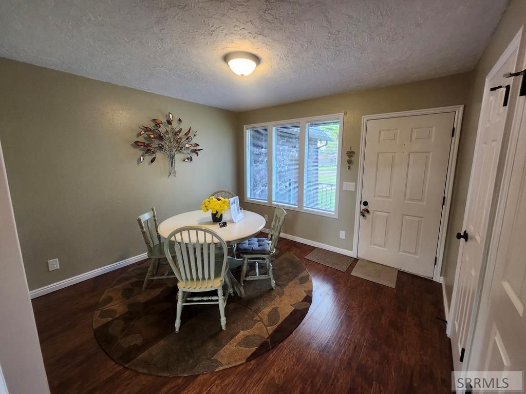 Image 13 of property listing at 757 E 1200 N, Shelley, ID 83274