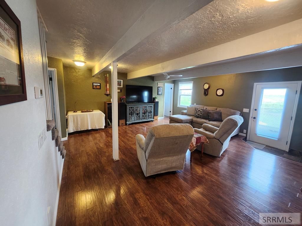 Image 14 of property listing at 757 E 1200 N, Shelley, ID 83274