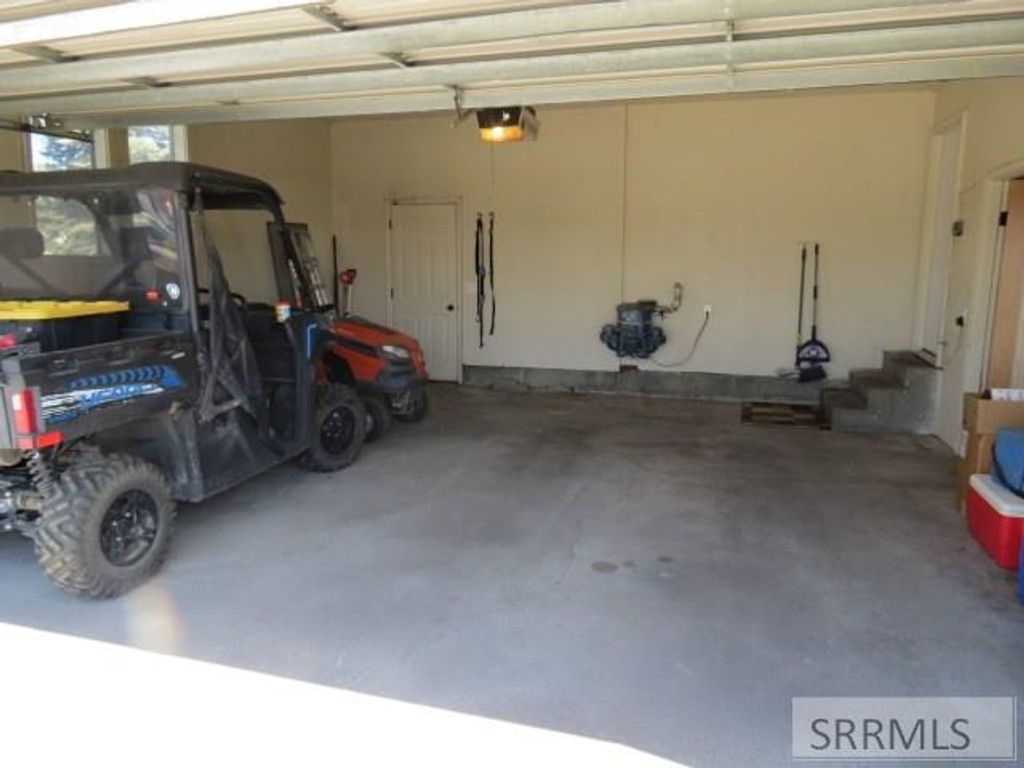 Image 32 of property listing at 757 E 1200 N, Shelley, ID 83274