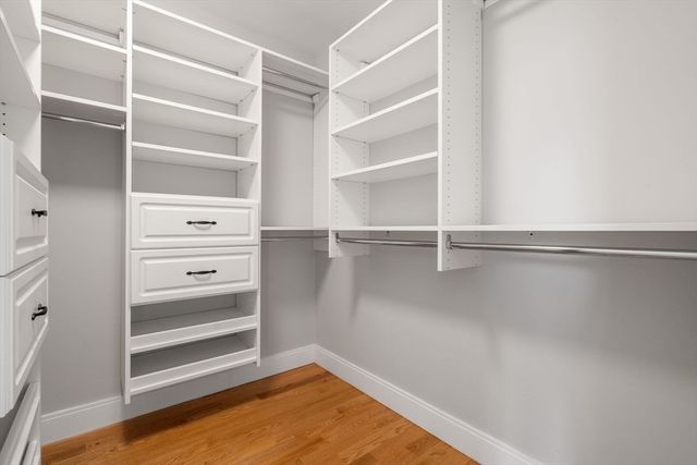 123-125 Centre St TH4, Boston, MA 02124