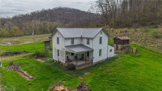12450 State Route 26, Marietta, OH 45750