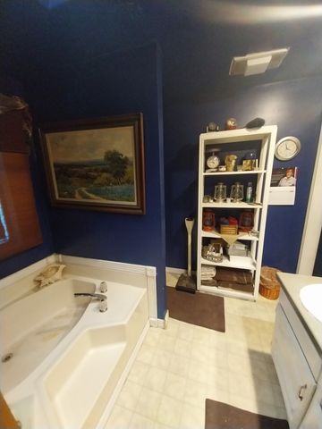 4415 Smallwood Road, Reno, TX 75462