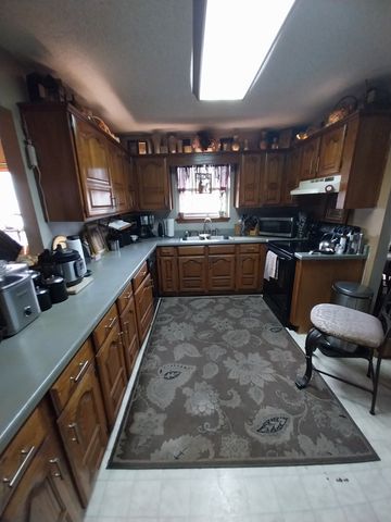 4415 Smallwood Road, Reno, TX 75462