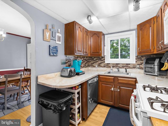 1016 ELM ROAD, Halethorpe, MD 21227
