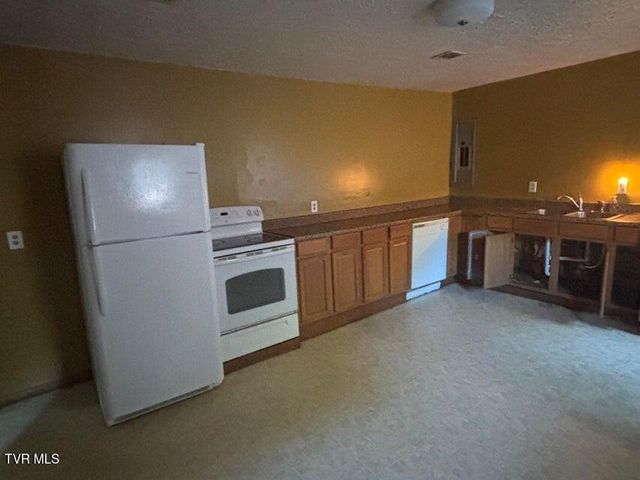 1001 Jarvis Road, Rogersville, TN 37857