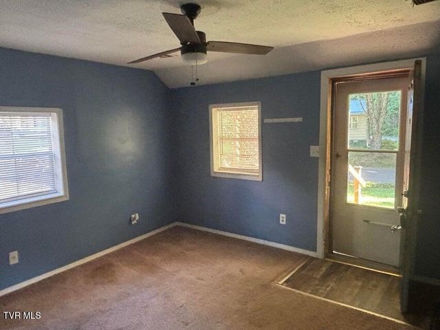 1001 Jarvis Road, Rogersville, TN 37857