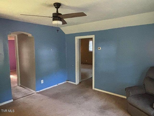 1001 Jarvis Road, Rogersville, TN 37857