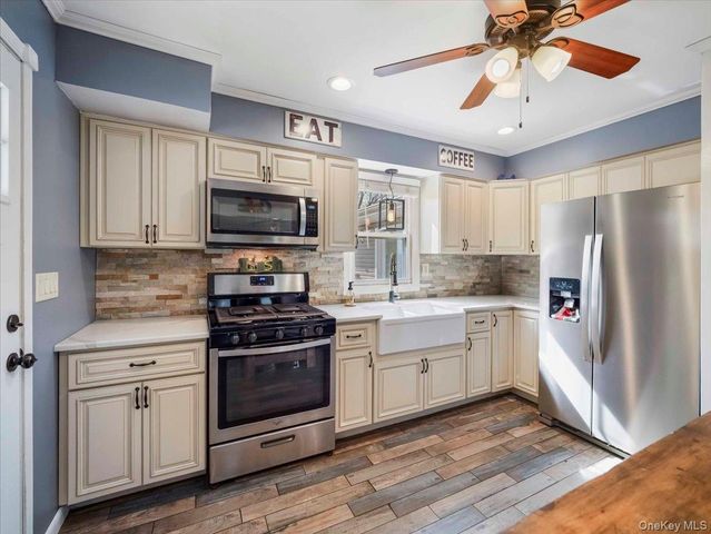 35 Hillside Avenue, Suffern, NY 10901