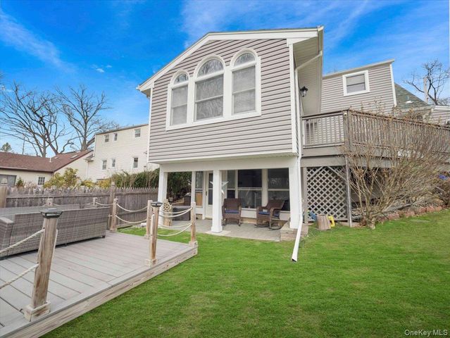 35 Hillside Avenue, Suffern, NY 10901