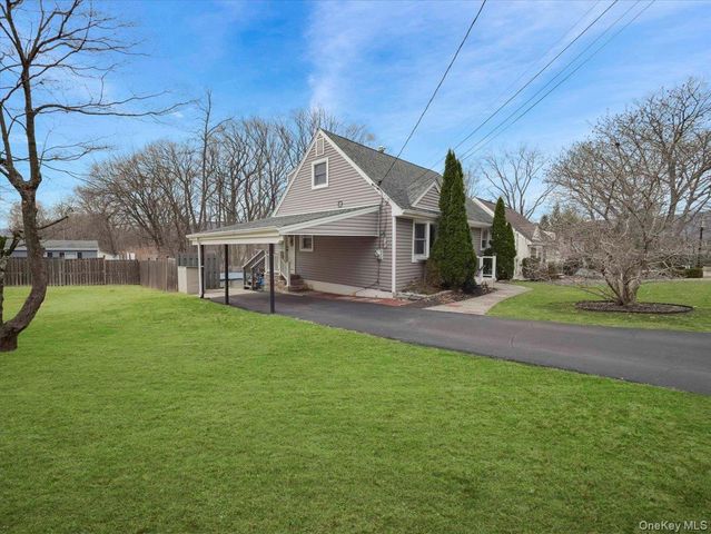 35 Hillside Avenue, Suffern, NY 10901