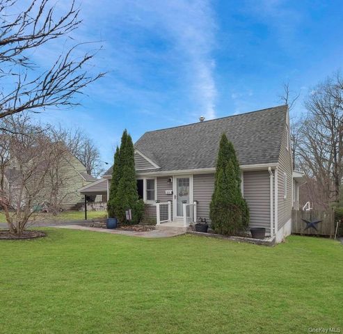 35 Hillside Avenue, Suffern, NY 10901