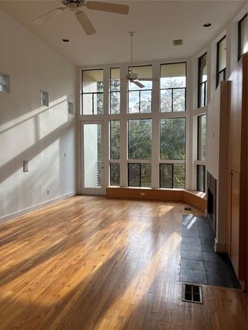 6320 Haskell Street A, Houston, TX 77007