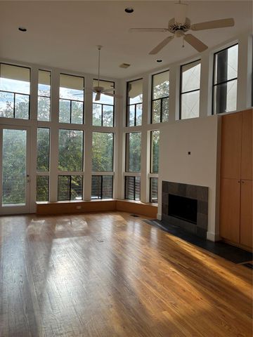 6320 Haskell Street A, Houston, TX 77007