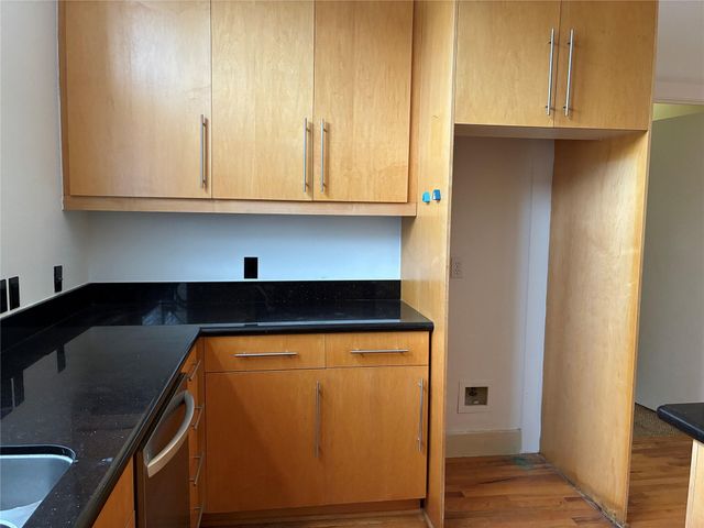 6320 Haskell Street A, Houston, TX 77007