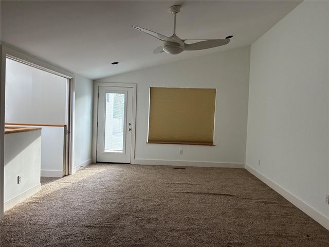 6320 Haskell Street A, Houston, TX 77007