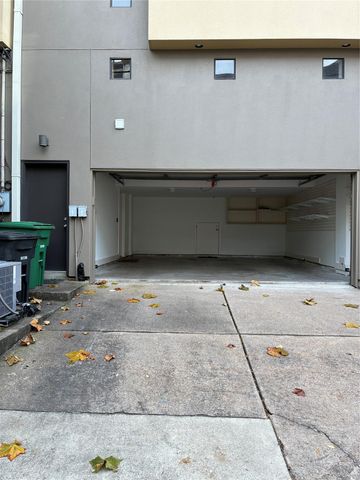 6320 Haskell Street A, Houston, TX 77007
