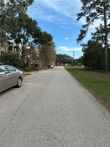 6320 Haskell Street A, Houston, TX 77007