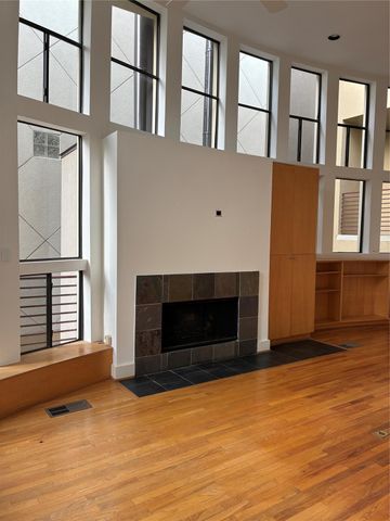 6320 Haskell Street A, Houston, TX 77007