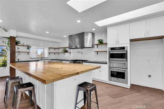 1133 Granvia Altamira, Palos Verdes Estates, CA 90274