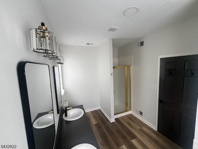 6 Weybourne Ln, White Twp., NJ 07823