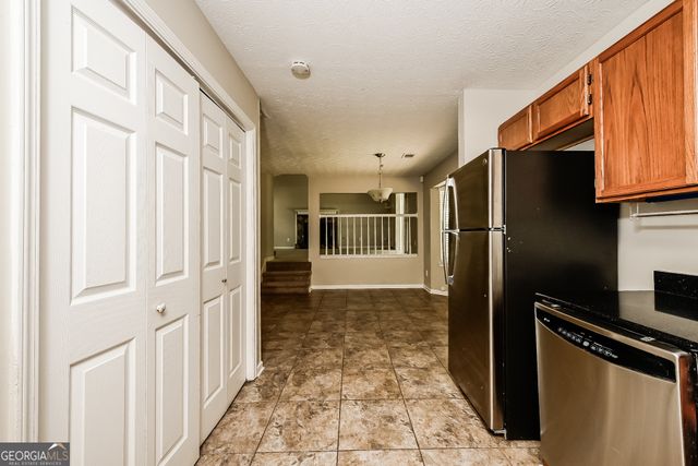 100 Woodcrest Way, Mcdonough, GA 30253