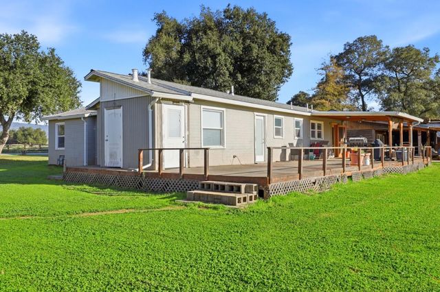 13805 Colony Avenue, San Martin, CA 95046